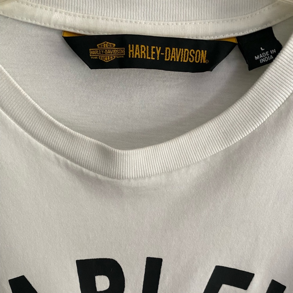 Harley-Davidson White Tee with Brick Red Orange and Black Design L - Picture 3 of 4